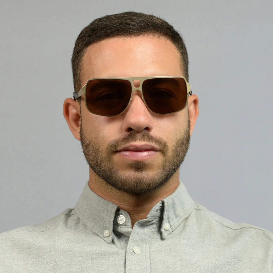 Prensil Hal Light Gold con lenti da sole in nylon