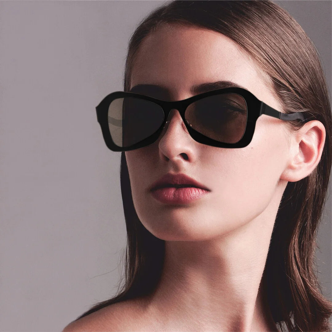 Prensil Too Black con lenti da sole in nylon