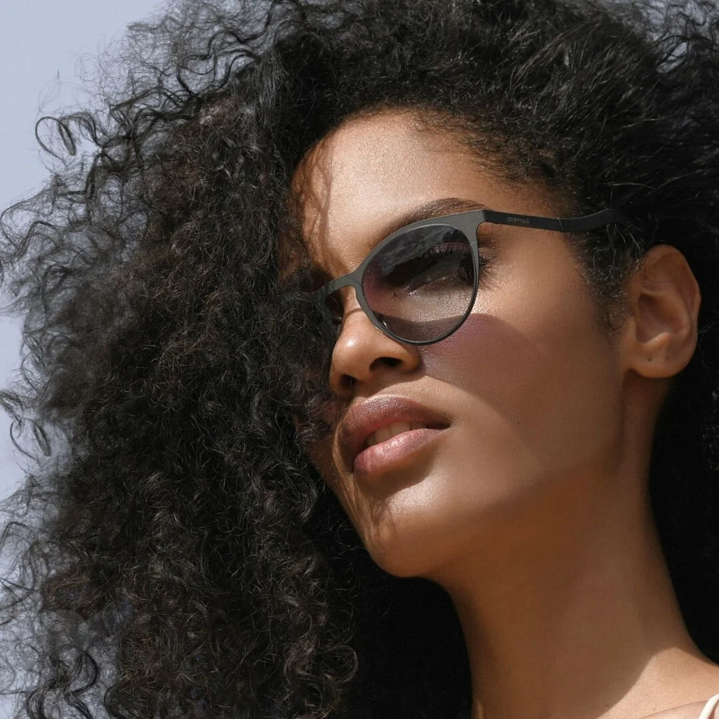 Prensil Nat Carbon con lenti da sole in nylon